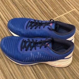 ASICS Dynaflyte 2